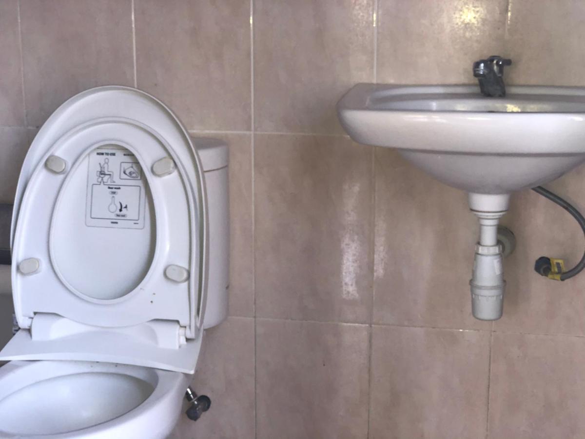 Tira Amed Homestay מראה חיצוני תמונה